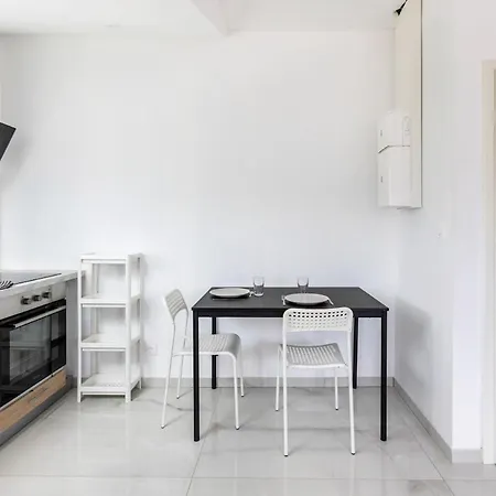 Tres Chic & Frais Avec Ventilateur, Parking Prive Gratuit, Centre Apartment Mülhausen